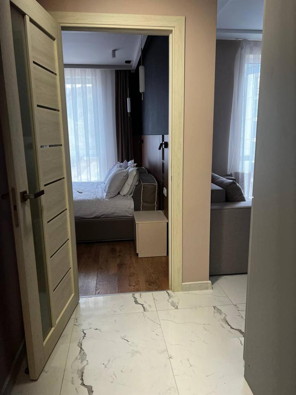 Апартаменти Sunvi В Жк Сонячний Квартал Golubinoye Exterior photo